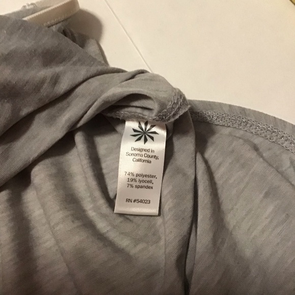 Athleta Essence satin mesh yoga women’s tank gray - Picture 6 of 7